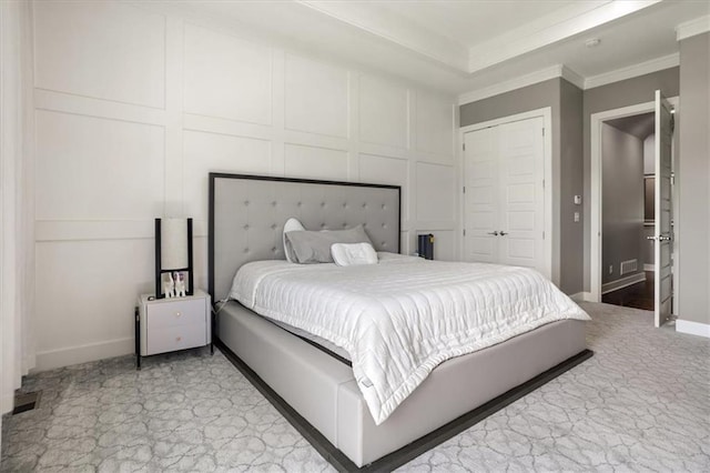 8605 NE Shl Creek Pkwy, Kansas City, MO 64157 - bedroom with ornamental molding, a decorative wall, and baseboards