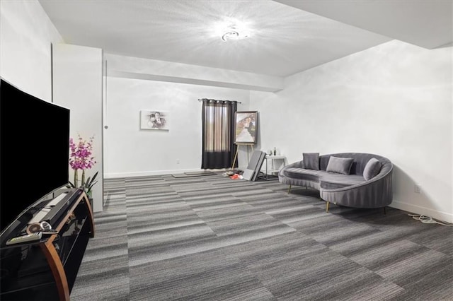 8605 NE Shl Creek Pkwy, Kansas City, MO 64157 - living room featuring carpet flooring and baseboards