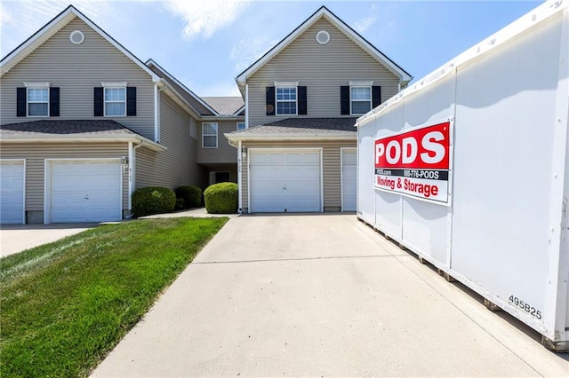 8106 N Lawn Ave, Kansas City, MO 64119 - photo 1
