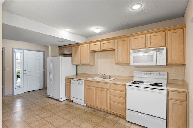 8106 N Lawn Ave, Kansas City, MO 64119 - photo 7