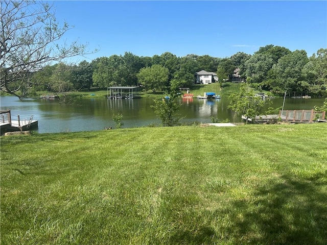 5365 Saratoga Dr, Mclouth, KS 66054 - water view