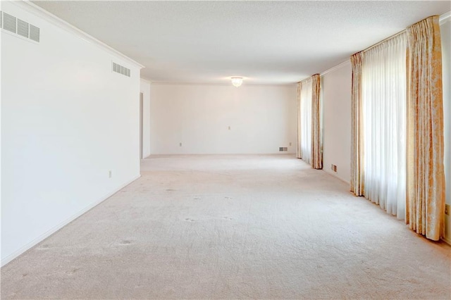 917 Country Club Dr, Butler, MO 64730 - empty room featuring light carpet