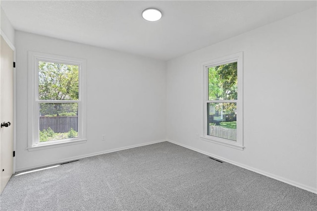 9501 Glenwood St, Overland Park, KS 66212 - carpeted empty room with baseboards