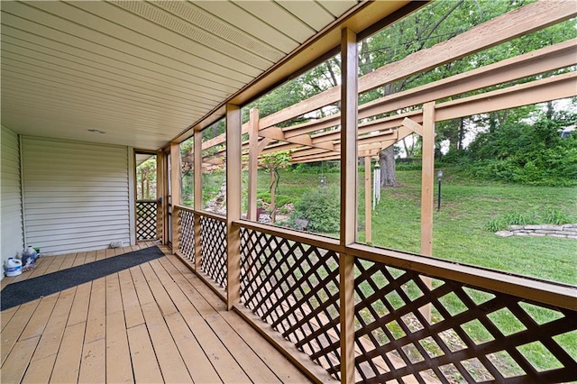 2002 N 29th St, Saint Joseph, MO 64506 - deck with a lawn