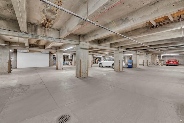360 W Pershing Rd Unit 310, Kansas City, MO 64108 - view of parking deck
