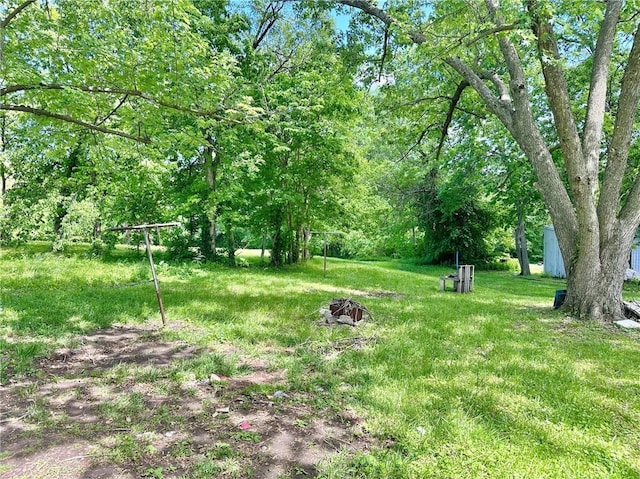 206 S Main St, Trenton, MO 64683 - view of grassy yard
