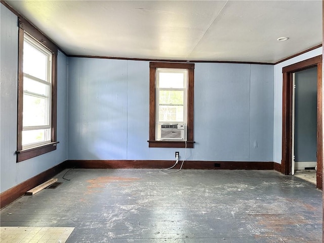 206 S Main St, Trenton, MO 64683 - spare room featuring baseboards and cooling unit