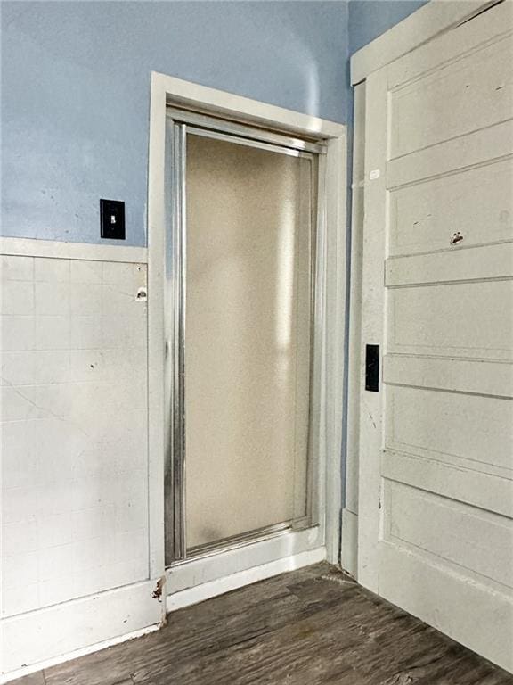 206 S Main St, Trenton, MO 64683 - bathroom with wood finished floors