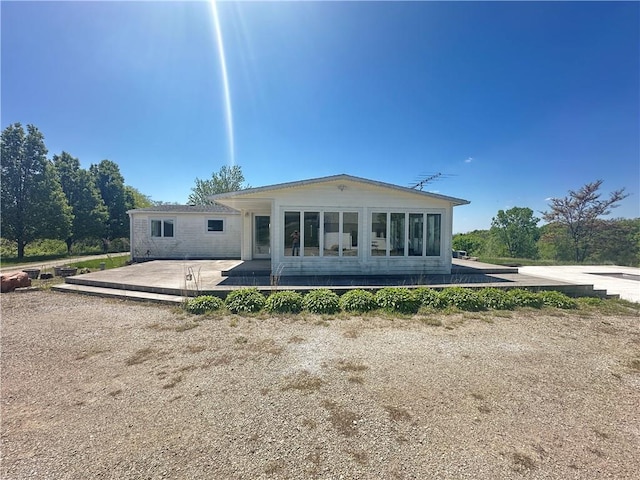 17795 K Hwy, Saint Joseph, MO 64505 - back of house with a wooden deck
