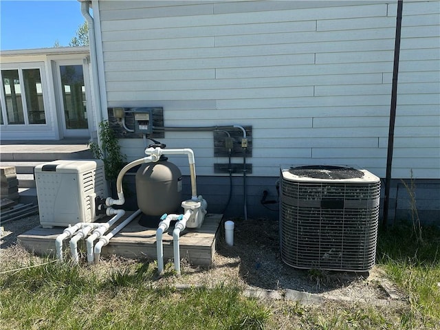 17795 K Hwy, Saint Joseph, MO 64505 - exterior view of central air condition unit