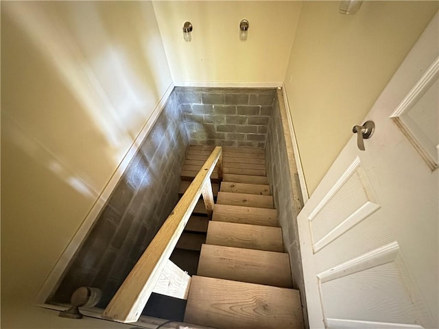 17795 K Hwy, Saint Joseph, MO 64505 - view of stairway