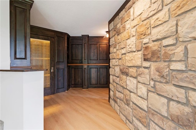 15405 161st St, Bonner Springs, KS 66012 - hall featuring light wood-type flooring