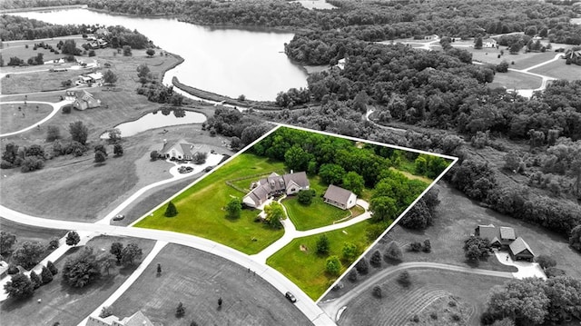 15405 161st St, Bonner Springs, KS 66012 - aerial overview of property's location with a nearby body of water and property boundaries highlighted