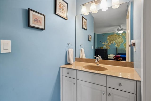 22404 S Roosevelt St, Spring Hill, KS 66083 - ensuite bathroom with vanity and ceiling fan
