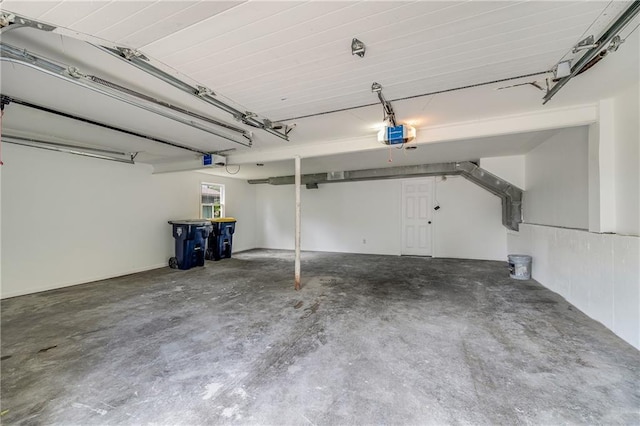 5912 E 98th St, Kansas City, MO 64134 - garage with a garage door opener