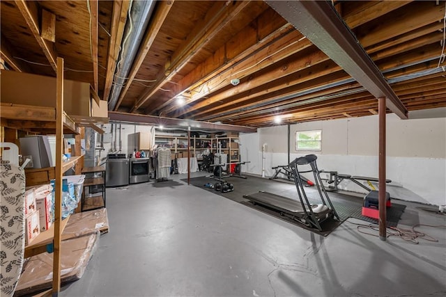 1728 SE 7th Ter, Lees Summit, MO 64063 - exercise area featuring washer / clothes dryer
