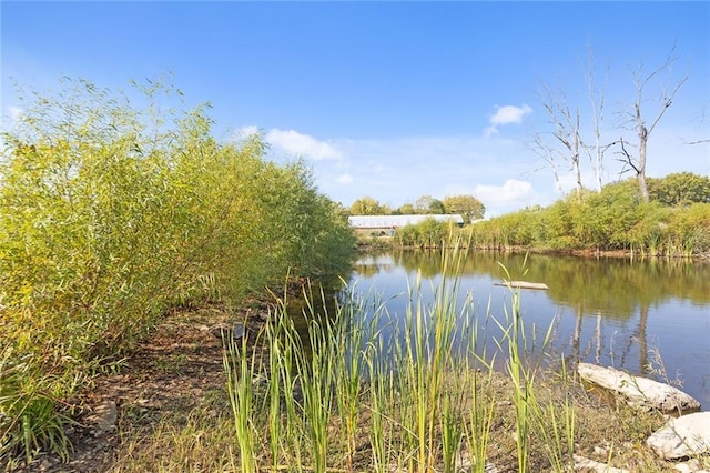 411 E 203rd St, Belton, MO 64012 - water view