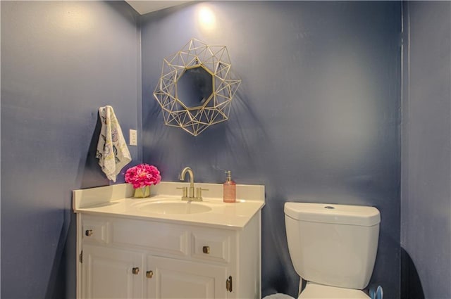 601 NW 41st St, Kansas City, MO 64116 - half bathroom with vanity and toilet