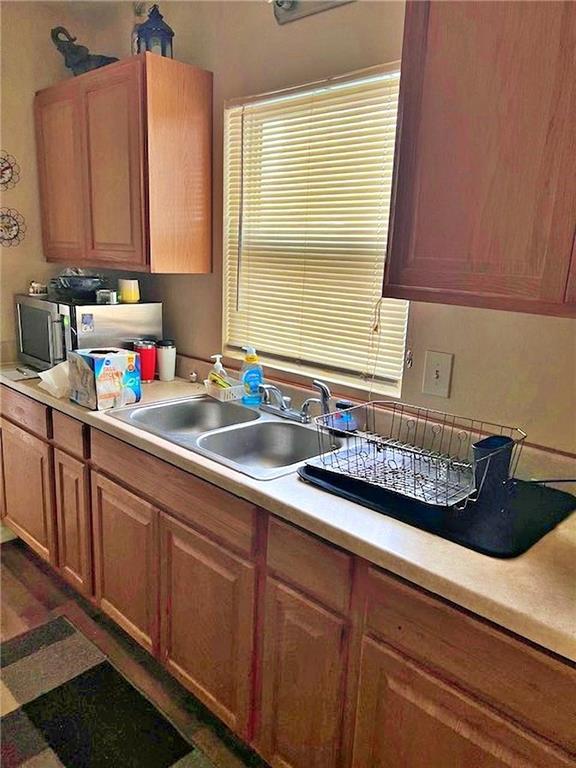 210 W 18th St, Pittsburg, KS 66762 - photo 6