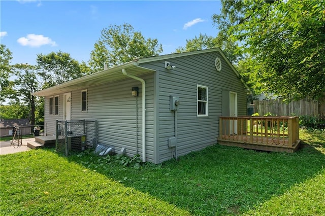 2204 S Cedar Ave, Independence, MO 64052 - view of side of home featuring central air condition unit