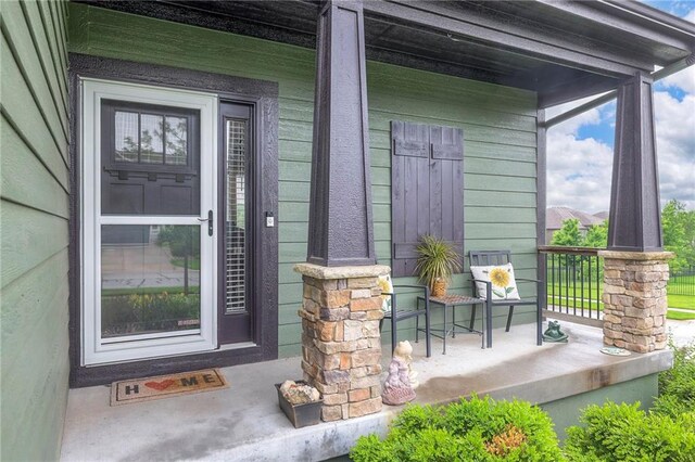 17304 S Schweiger Dr, Olathe, KS 66062 - entrance to property with covered porch