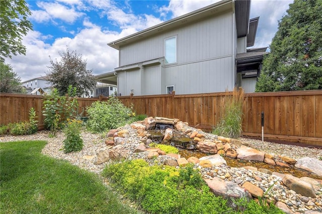 17304 S Schweiger Dr, Olathe, KS 66062 - view of yard