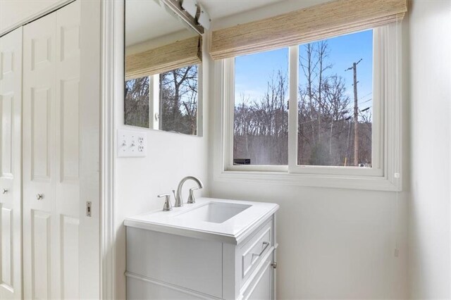 1145 Camp Branch Rd, Sunrise Beach, MO 65079 - bathroom with vanity