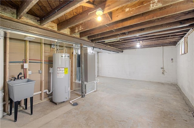 5539 NW Adrian Ave, Houston Lake, MO 64151 - unfinished below grade area with electric water heater