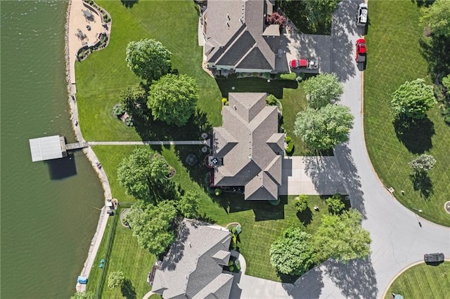 15471 Cedar Ln, Basehor, KS 66007 - aerial view of property and surrounding area with a large body of water