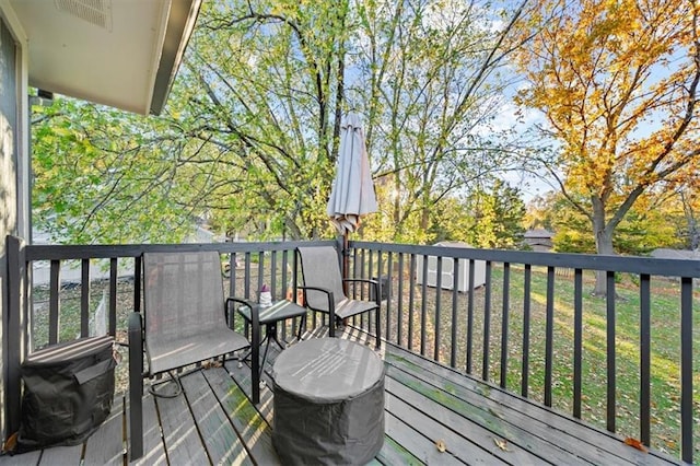 3620 S Northern Blvd, Independence, MO 64052 - view of deck