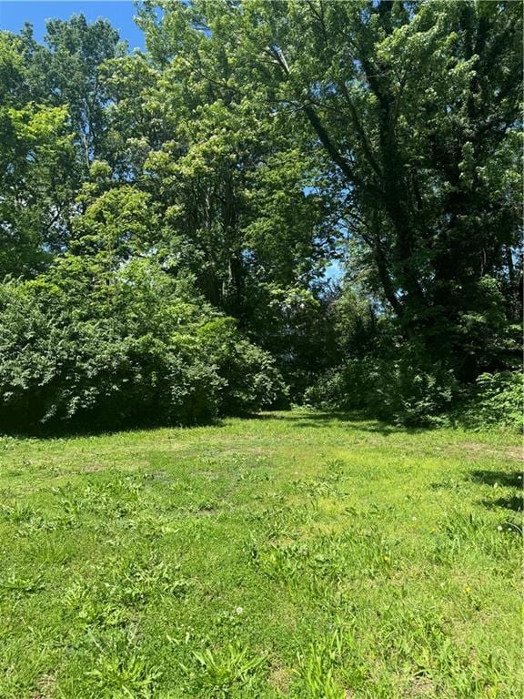 2018 Agnes Ave, Kansas City, MO 64127