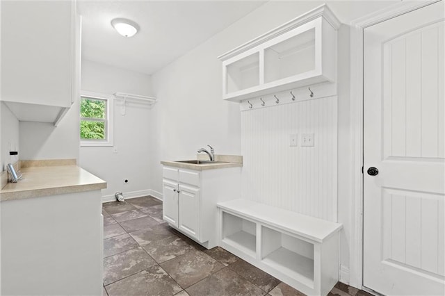 17105 Bo Cir, Tonganoxie, KS 66086 - mudroom with a sink and baseboards