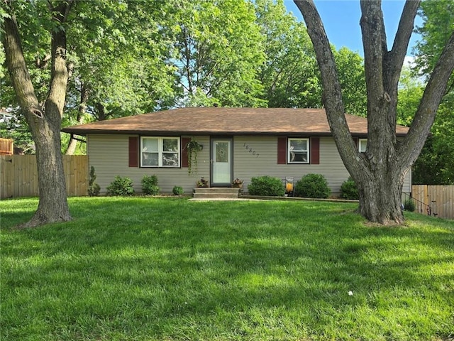 16807 E 3rd Ter N, Independence, MO 64056 - ranch-style home with entry steps