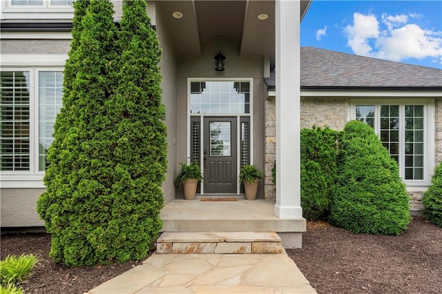 15618 Meadowbrook Ct, Raymore, MO 64083 - entrance to property with stone siding