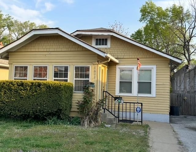 1612 Nebraska Ave, Kansas City, KS 66102 - view of bungalow-style home