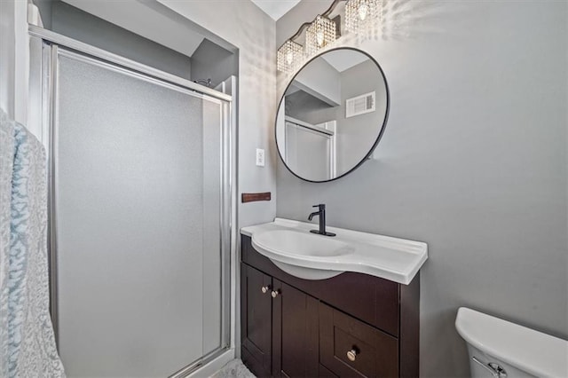 811 W 86th Ter, Kansas City, MO 64114 - full bath featuring a stall shower and vanity