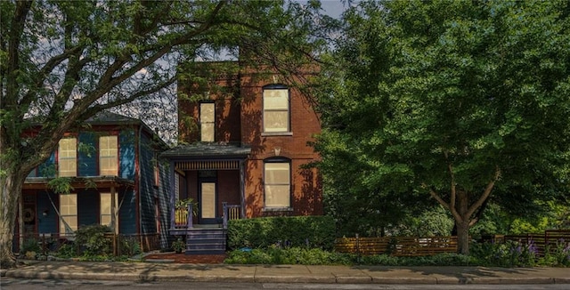 1633 Summit St, Kansas City, MO 64108 - view of front of home