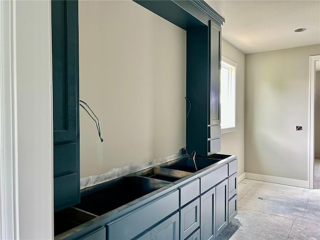 10401 W 151st Pl, Overland Park, KS 66221 - bathroom featuring baseboards