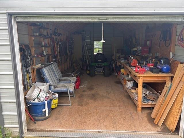 1119 Mound St, Atchison, KS 66002 - garage with a workshop area