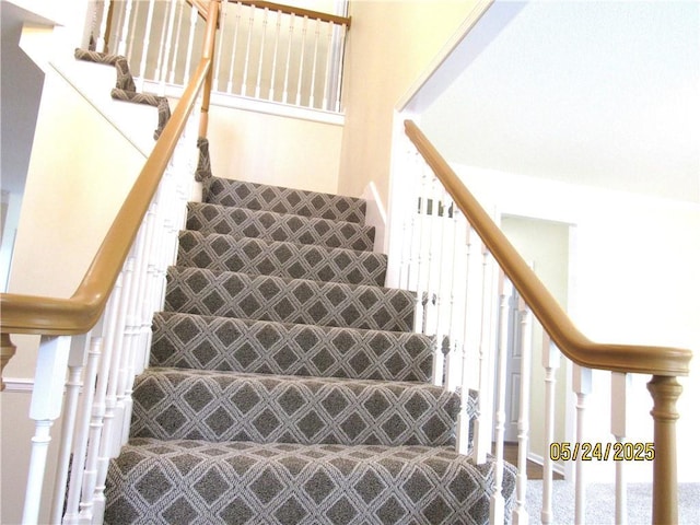 8901 W 128th St, Overland Park, KS 66213 - view of stairway