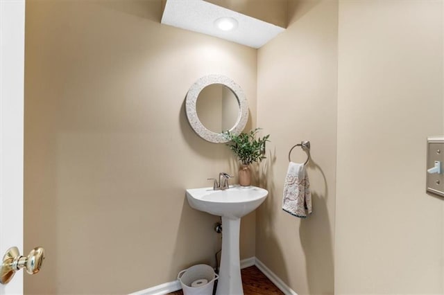 14155 W 147th Ter, Olathe, KS 66062 - bathroom featuring baseboards