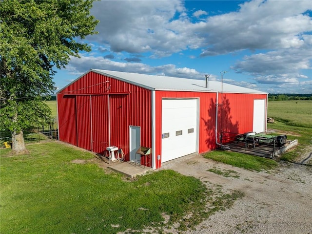 2943 NE Turkey Rd, Breckenridge, MO 64625 - view of outdoor structure featuring driveway
