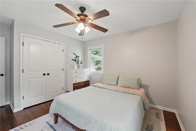 109 N 1st St, Blue Springs, MO 64014 - bedroom with wood finished floors, baseboards, a closet, and ceiling fan