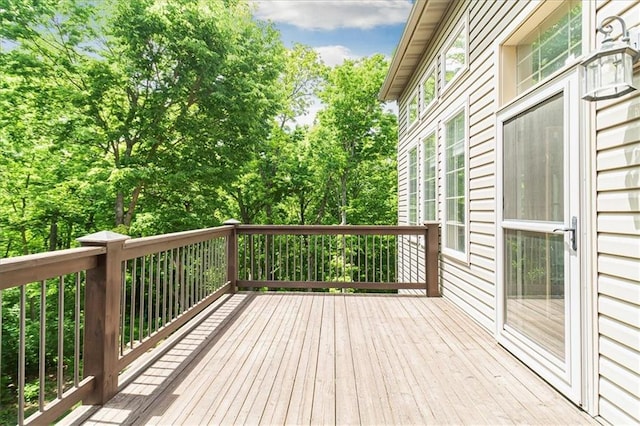 906 Cheatham Ct, Warrensburg, MO 64093 - view of wooden terrace