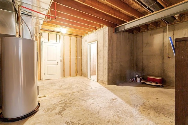 906 Cheatham Ct, Warrensburg, MO 64093 - unfinished below grade area with water heater