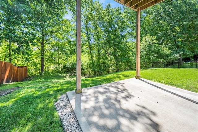 5021 NW Timberline Dr, Riverside, MO 64150 - view of patio / terrace