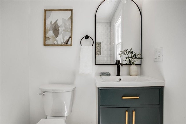 4804 Jarboe St, Kansas City, MO 64112 - bathroom with toilet and vanity