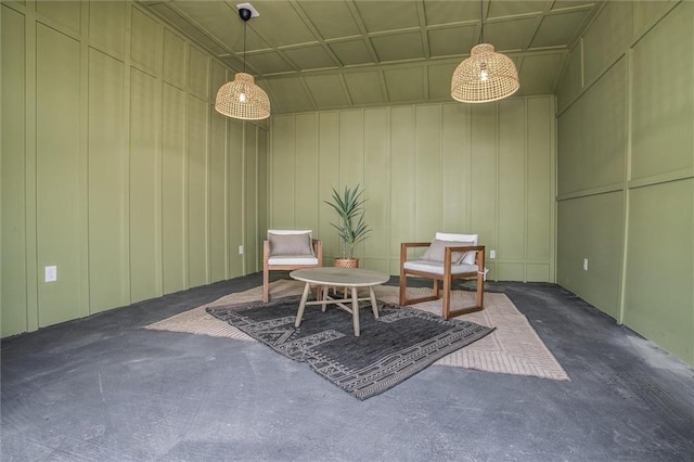 4804 Jarboe St, Kansas City, MO 64112 - sitting room with a decorative wall