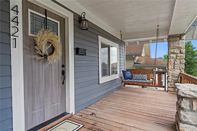 4421 Tracy Ave, Kansas City, MO 64110 - view of porch