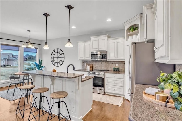 1718 NE Chapel Woods Dr, Lees Summit, MO 64064 - photo 6